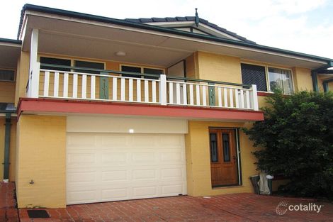 2/30 Iris St, Holland Park West, QLD 4121