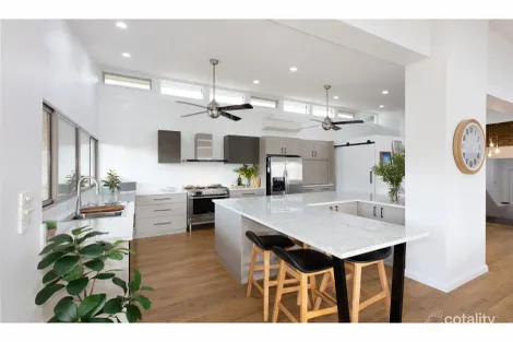 Property photo of 808 Bowdren Place Glenroy NSW 2640