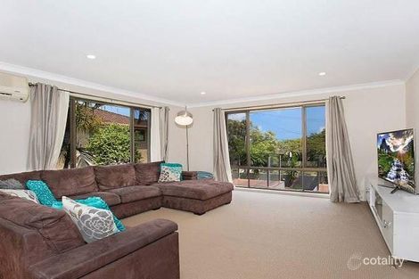 Property photo of 53 Dunkeith Avenue Benowa QLD 4217