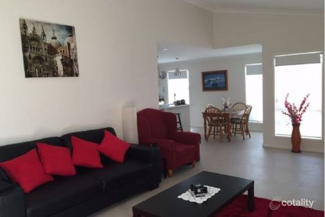 Property photo of 331/25 Mulloway Road Chain Valley Bay NSW 2259