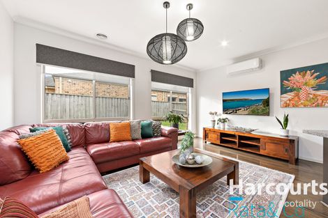 Property photo of 1 Ockletree Place Epping VIC 3076