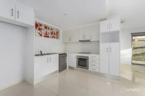 Property photo of 3/16 Brisbane Road Labrador QLD 4215