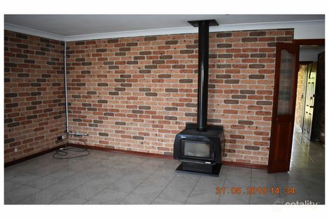 Property photo of 11 Wynyard Avenue Rossmore NSW 2557