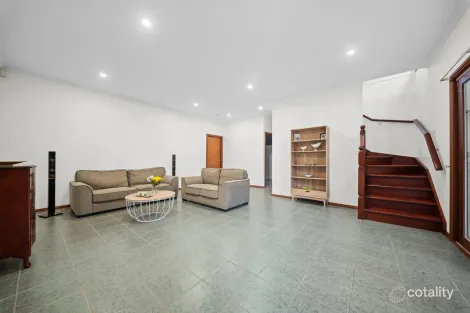 Property photo of 13 Chippendale Court Templestowe VIC 3106