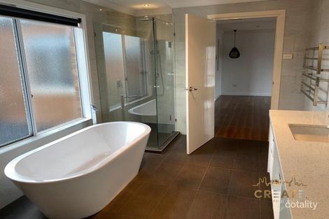 Property photo of 27 Windsor Boulevard Derrimut VIC 3026