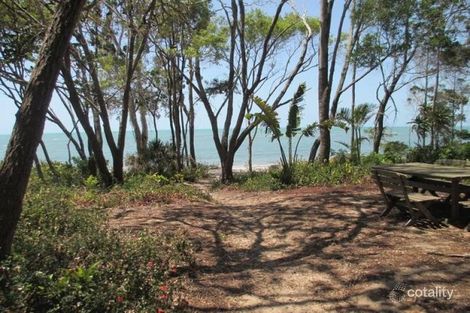Property photo of 84 Kingfisher Parade Toogoom QLD 4655