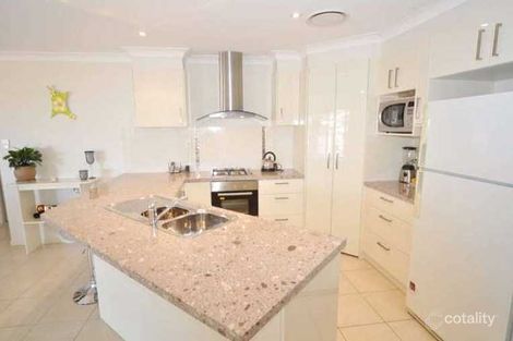 Property photo of 11 Blackheath Terrace Pacific Pines QLD 4211
