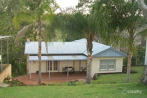 9 Robinson Ave, Girards Hill, NSW 2480