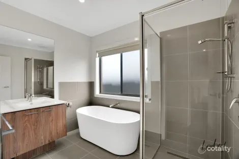 Property photo of 17 Margot Circuit Kalkallo VIC 3064