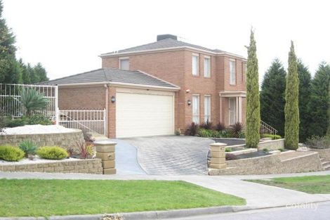 1 Pinto Cl, Endeavour Hills, VIC 3802