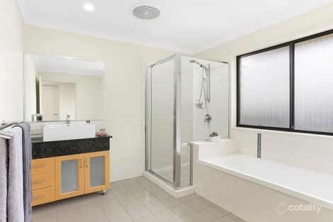 Property photo of 185 Lakeside Avenue Springfield Lakes QLD 4300