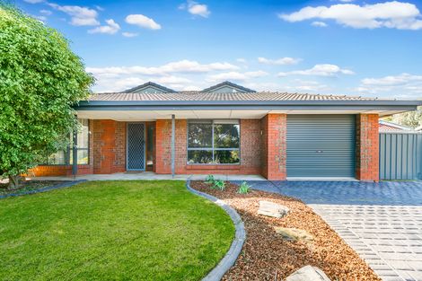 Property photo of 13 Capilano Court Morphett Vale SA 5162