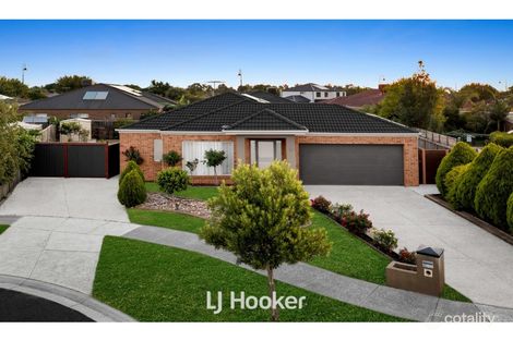 Property photo of 5 Danby Court Cranbourne North VIC 3977