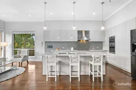 Property photo of 6 Lanark Court Castle Hill NSW 2154