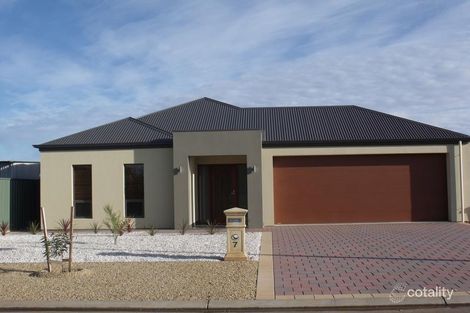 Property photo of 7 Valiant Road Munno Para West SA 5115