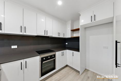 Property photo of 2/23 Mansfield Place Phillip ACT 2606