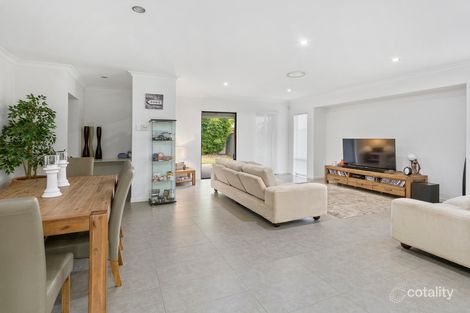 Property photo of 19 Valentine Circuit Augustine Heights QLD 4300