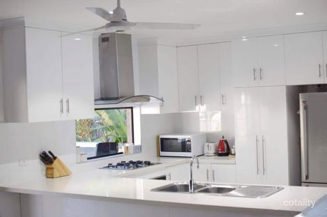 Property photo of 84 Trinity Beach Road Trinity Beach QLD 4879