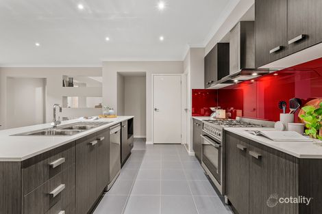 Property photo of 9 Abbotswood Road Doreen VIC 3754