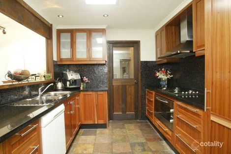 Property photo of 2 Paddock Court Ferntree Gully VIC 3156
