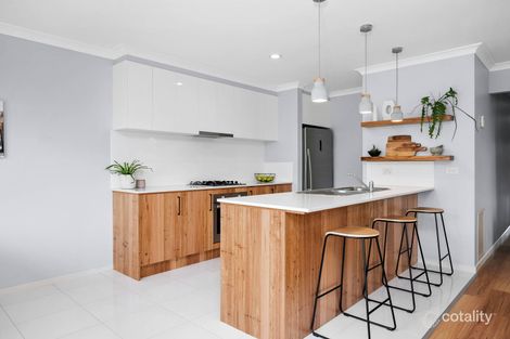 Property photo of 5 Nancarrow Drive Doreen VIC 3754