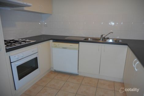 Property photo of 32/5 Piney Ridge Endeavour Hills VIC 3802