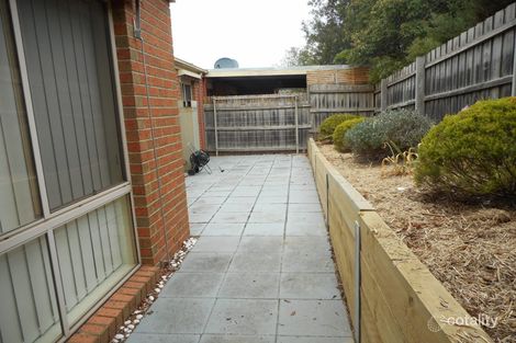 Property photo of 32/5 Piney Ridge Endeavour Hills VIC 3802