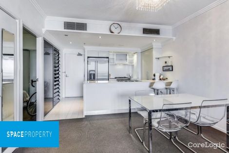 Property photo of 143/30 Macrossan Street Brisbane City QLD 4000