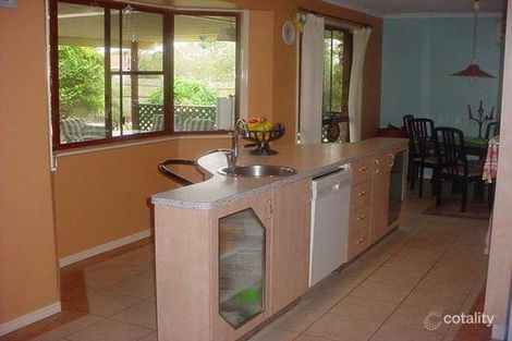 Property photo of 19 Wattlebird Lane Eli Waters QLD 4655