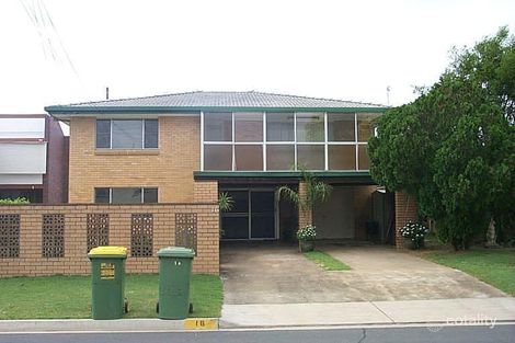 Property photo of 16 Margaroola Avenue Biggera Waters QLD 4216