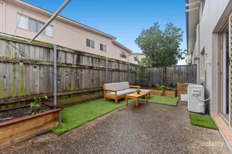 Property photo of 122/172-180 Fryar Road Eagleby QLD 4207