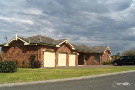 Natan Pl, Cordeaux Heights, NSW 2526