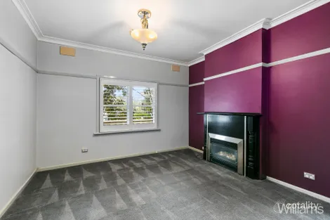Property photo of 28 Bunbury Street Newport VIC 3015