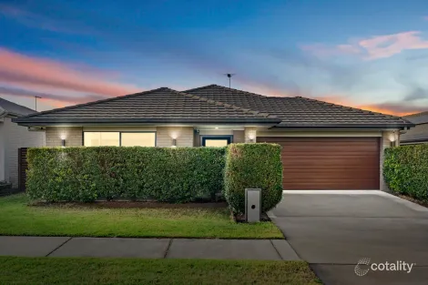 13 Pioneer St, Redbank Plains, QLD 4301