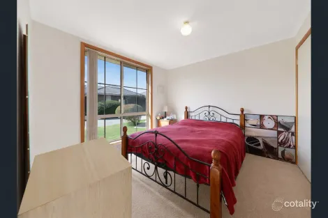 Property photo of 21/37 King Street Pakenham VIC 3810
