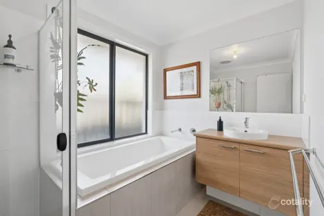 Property photo of 7 Waterways Drive Sandy Beach NSW 2456