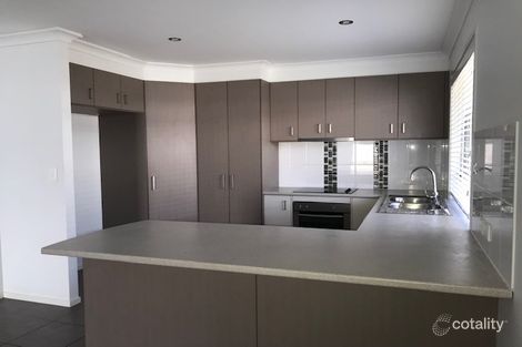 Property photo of 12 Newman Drive Emerald QLD 4720