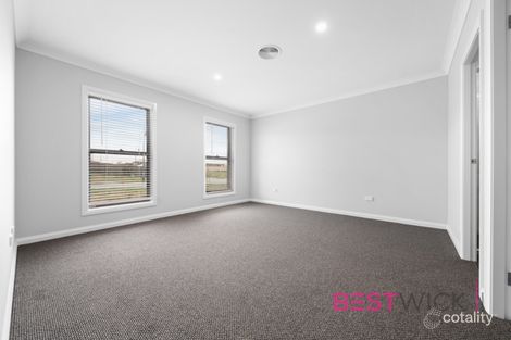 Property photo of 53 Mendel Drive Kelso NSW 2795
