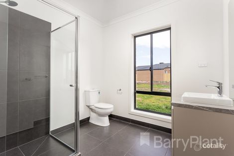 33 Merula Dr, Mambourin, VIC 3024