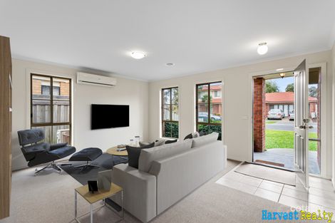 19 Glenora Way, Hampton Park, VIC 3976