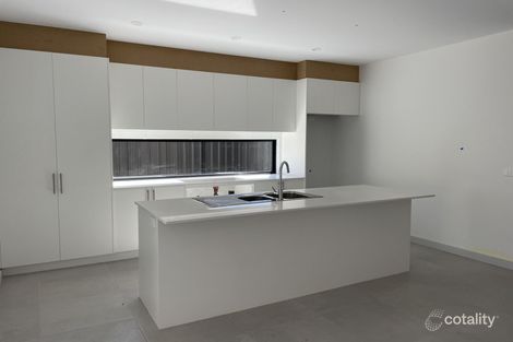 Property photo of 27 Kenna Drive Lalor VIC 3075