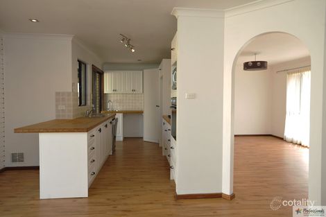Property photo of 6 Murray Drive Withers WA 6230