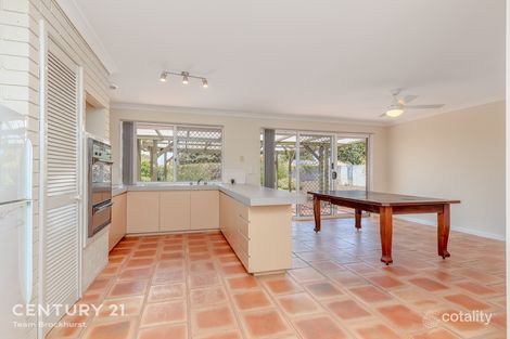 Property photo of 1 The Vale Willetton WA 6155