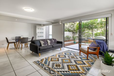 Property photo of 3/36 Tenth Avenue Windsor QLD 4030