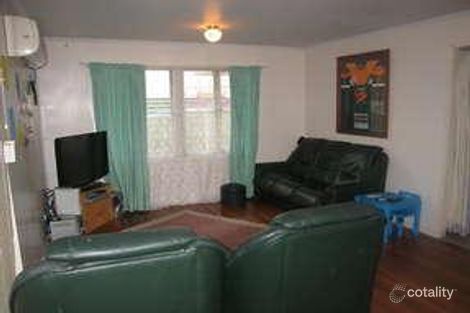 Property photo of 36 Flinders Drive Leichhardt QLD 4305