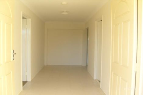 Property photo of 22 Extensa Road Wattle Grove WA 6107