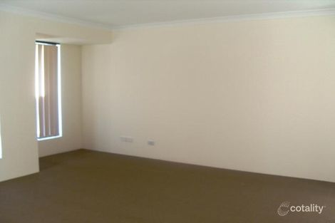 Property photo of 22 Extensa Road Wattle Grove WA 6107