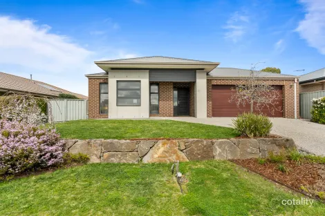 Property photo of 20 Widdis Way Gisborne VIC 3437