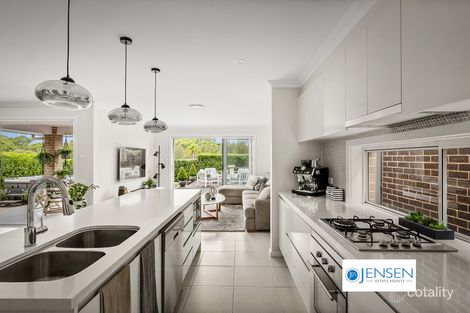 Property photo of 33 Summerland Crescent Colebee NSW 2761