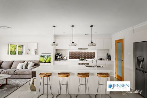 Property photo of 33 Summerland Crescent Colebee NSW 2761
